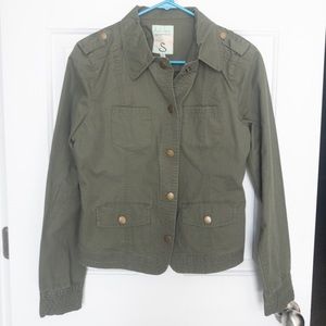 Olive green light weight jacket